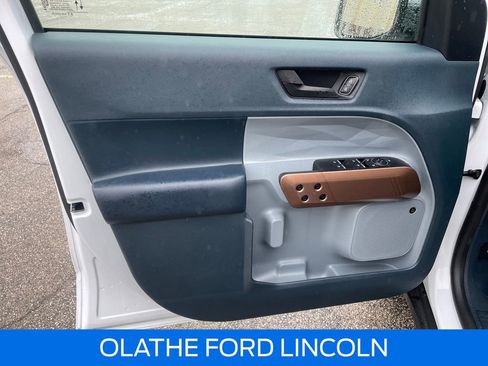 Used 2023 Ford Maverick Lariat w/ Lariat Luxury Package image 22