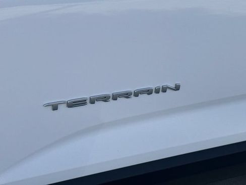 Certified 2026 GMC Terrain Elevation FWD image 33
