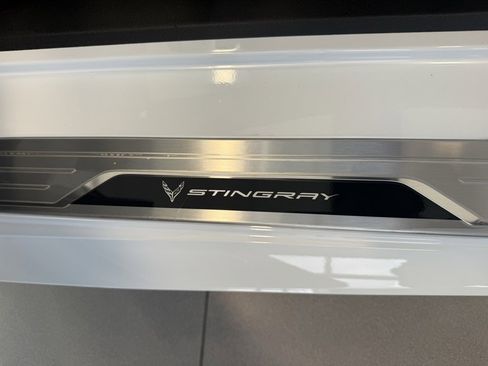 Used 2025 Chevrolet Corvette Stingray Coupe w/ 1LT image 23