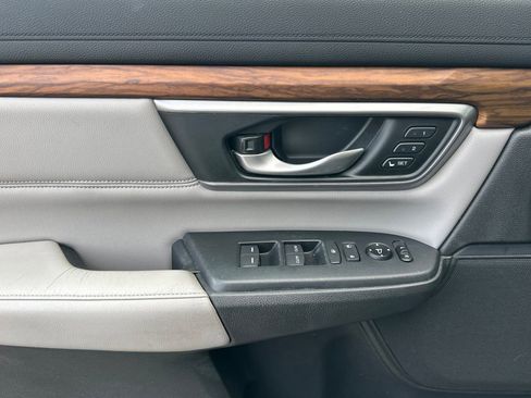 Used 2017 Honda CR-V EX-L image 12