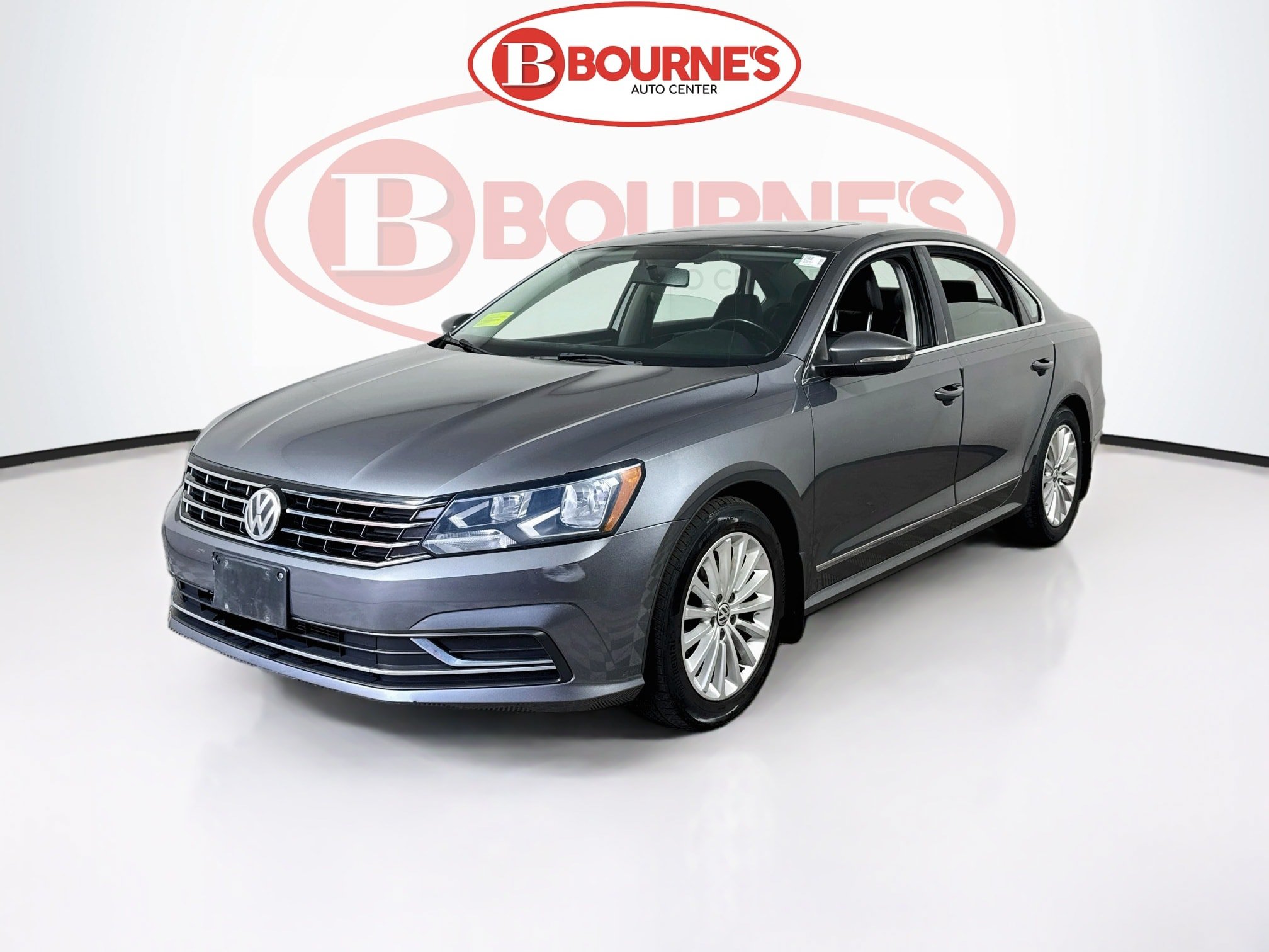 Used 2016 Volkswagen Passat 1.8T SE FWD image 6