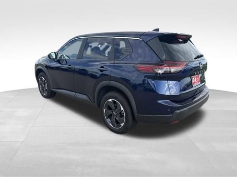 Used 2025 Nissan Rogue SV AWD/4WD image 5
