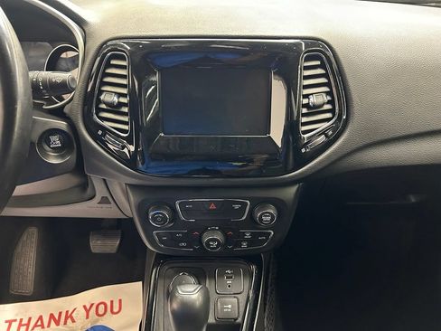 Used 2021 Jeep Compass Latitude AWD/4WD image 24
