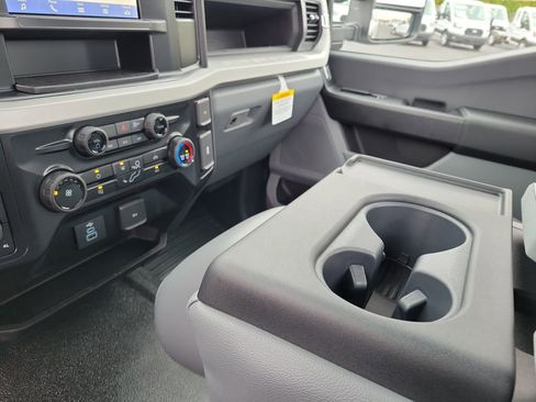 New 2026 Ford F250 XL w/ FX4 Off-Road Package image 27