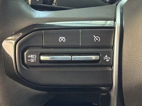 Used 2023 Chevrolet Colorado LT w/ LT Convenience Package image 35