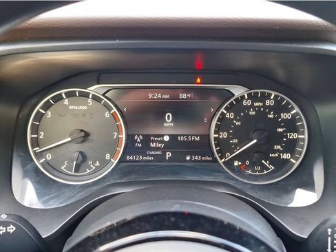 Used 2021 Nissan Rogue S FWD image 11