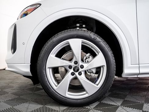 New 2025 Audi Q5 Premium Plus image 6