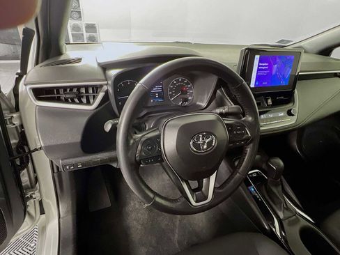 Used 2024 Toyota Corolla SE image 11