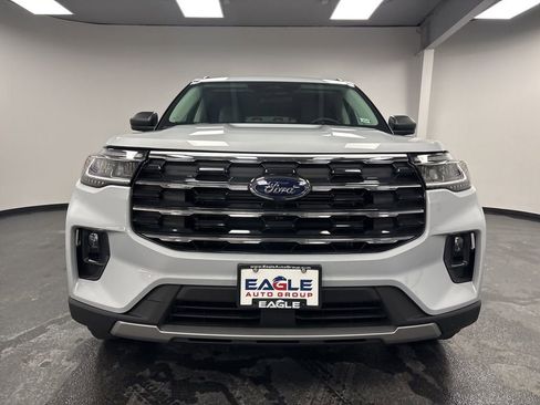 New 2026 Ford Explorer Active w/ Active Comfort Package image 4