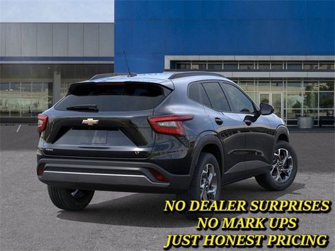 New 2026 Chevrolet Trax LT w/ Driver Confidence Package image 4