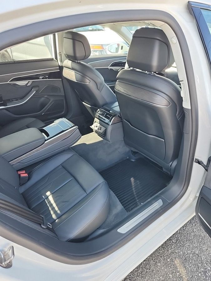 Used 2023 Audi A8 L 3.0T AWD/4WD image 10