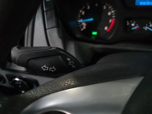 Used 2015 Ford Transit 250 130 Medium Roof image 22