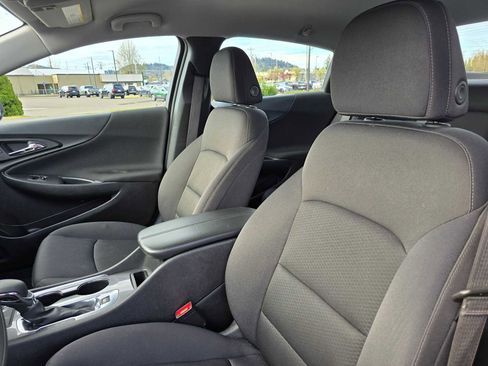 Used 2023 Chevrolet Malibu LT FWD image 22