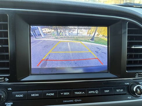 Used 2017 Hyundai Elantra Value Edition image 38