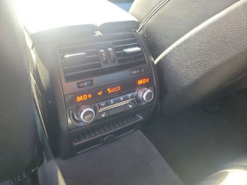 Used 2015 BMW M5 image 11