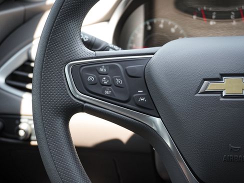 Used 2024 Chevrolet Malibu LS FWD image 19