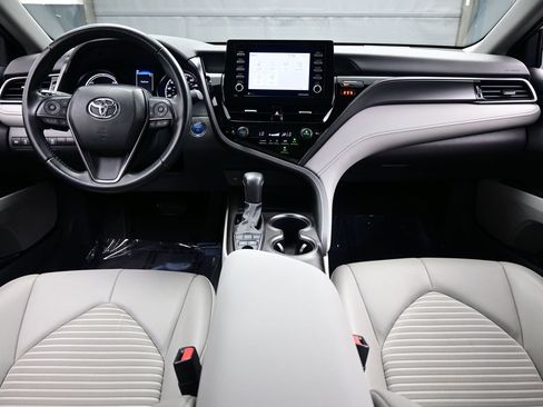 Used 2023 Toyota Camry SE FWD image 18
