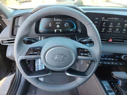 New 2026 Hyundai Elantra SEL Sport Premium image 21