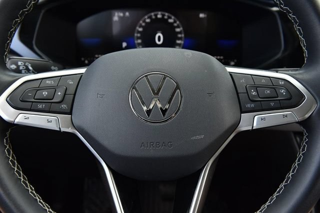 Certified 2023 Volkswagen Taos SE AWD/4WD image 18