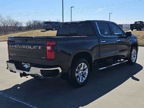 Used 2021 Chevrolet Silverado 1500 LTZ w/ LTZ Premium Package image 8