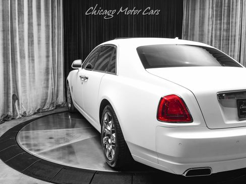 Used 2012 Rolls-Royce Ghost Sedan Panoroof Starlight Headl image 45