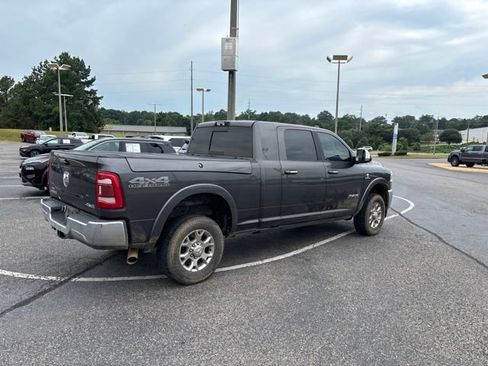 Used 2022 RAM 2500 Laramie AWD/4WD image 3