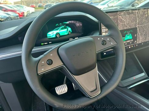 Used 2024 Tesla Model X Plaid image 13