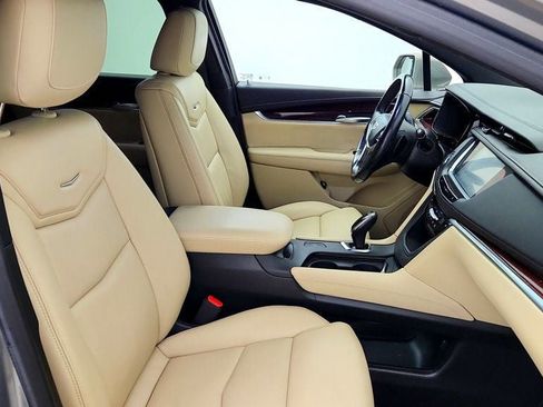 Used 2019 Cadillac XT5 Luxury FWD image 24