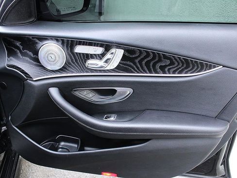 Used 2018 Mercedes-Benz E 300 image 16