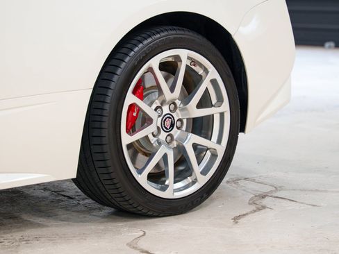 Used 2013 Cadillac CTS V RWD image 38