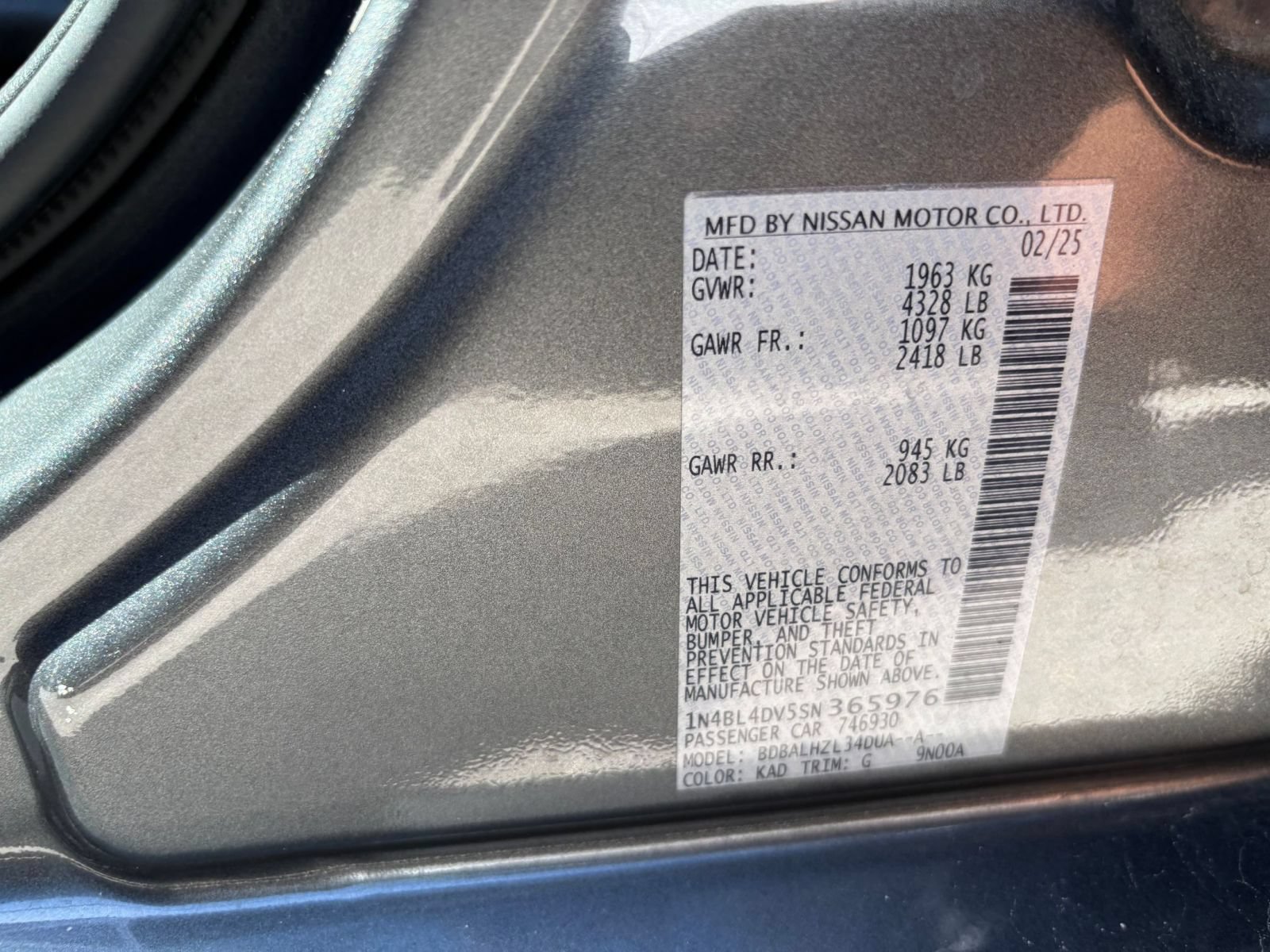 Used 2025 Nissan Altima 2.5 SV FWD image 29