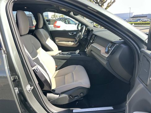 Certified 2026 Volvo XC60 B5 Plus w/ Climate Package image 23