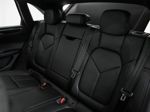 New 2026 Porsche Macan AWD/4WD image 37