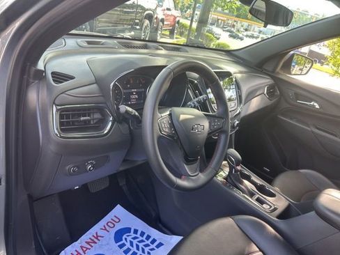 Used 2024 Chevrolet Equinox RS w/ RS Leather Package AWD/4WD image 9
