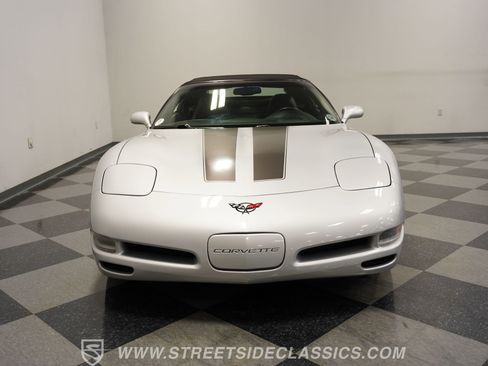 Used 2000 Chevrolet Corvette Convertible w/ Memory Pkg image 17