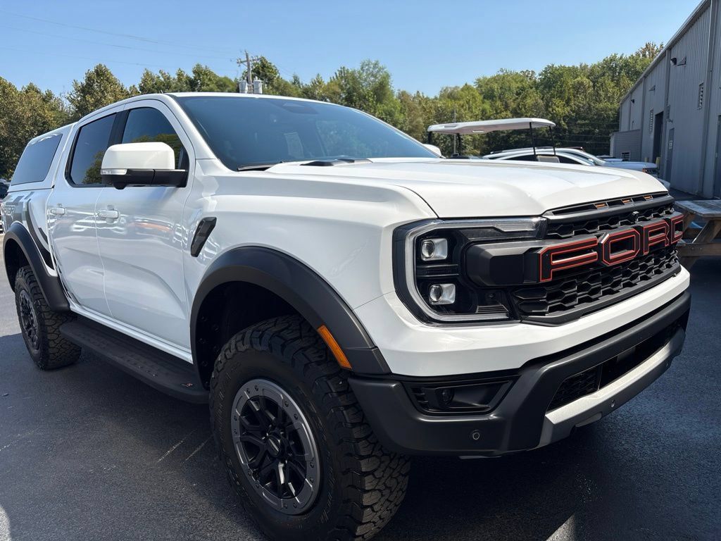 Used 2025 Ford Ranger Raptor AWD/4WD image 2