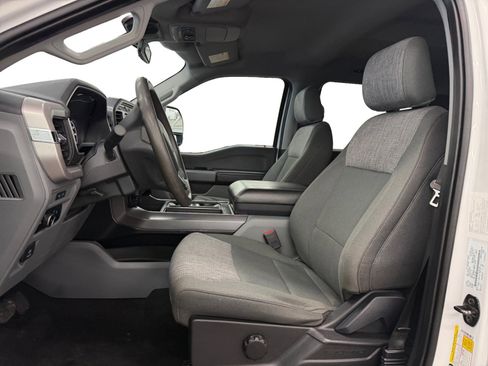 Used 2023 Ford F150 XLT w/ Trailer Tow Package image 9