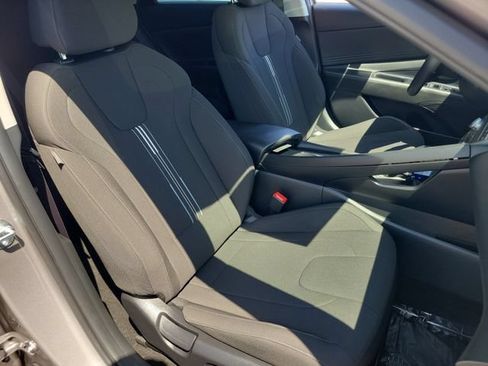 Certified 2023 Hyundai Elantra SEL w/ Convenience Package FWD image 22