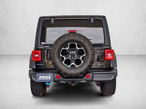 Used 2022 Jeep Wrangler Unlimited Rubicon 4xe w/ Dual Top Group AWD/4WD image 7