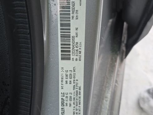 Used 2014 Dodge Avenger SE image 34