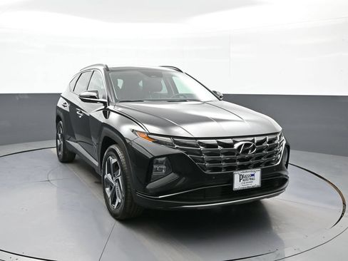 Certified 2024 Hyundai Tucson Limited AWD/4WD image 3