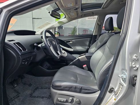 Used 2012 Toyota Prius Four w/ Deluxe Solar Roof Pkg FWD image 21