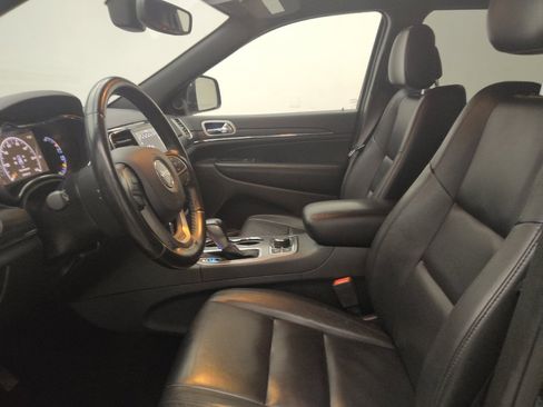Used 2020 Jeep Grand Cherokee Limited AWD/4WD image 17