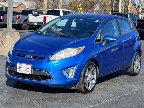 Used 2011 Ford Fiesta SES image 2