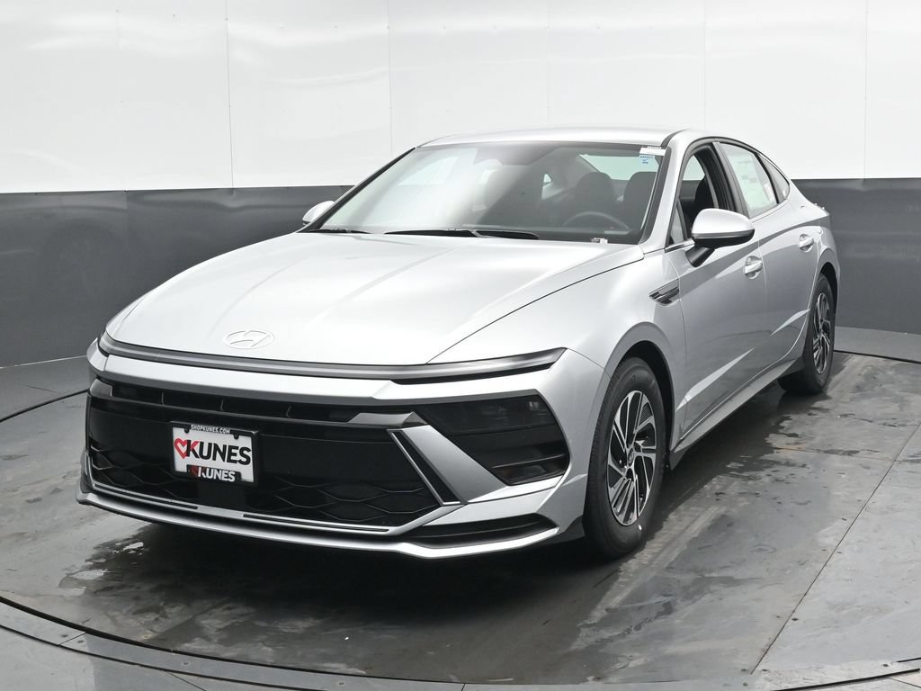 New 2026 Hyundai Sonata Blue FWD image 5