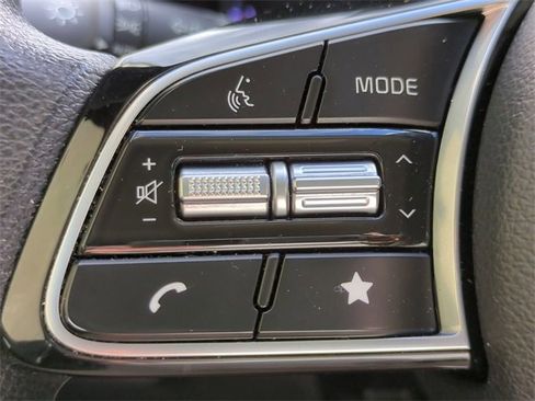 Used 2023 Kia Forte LXS w/ LXS Technology Package image 27