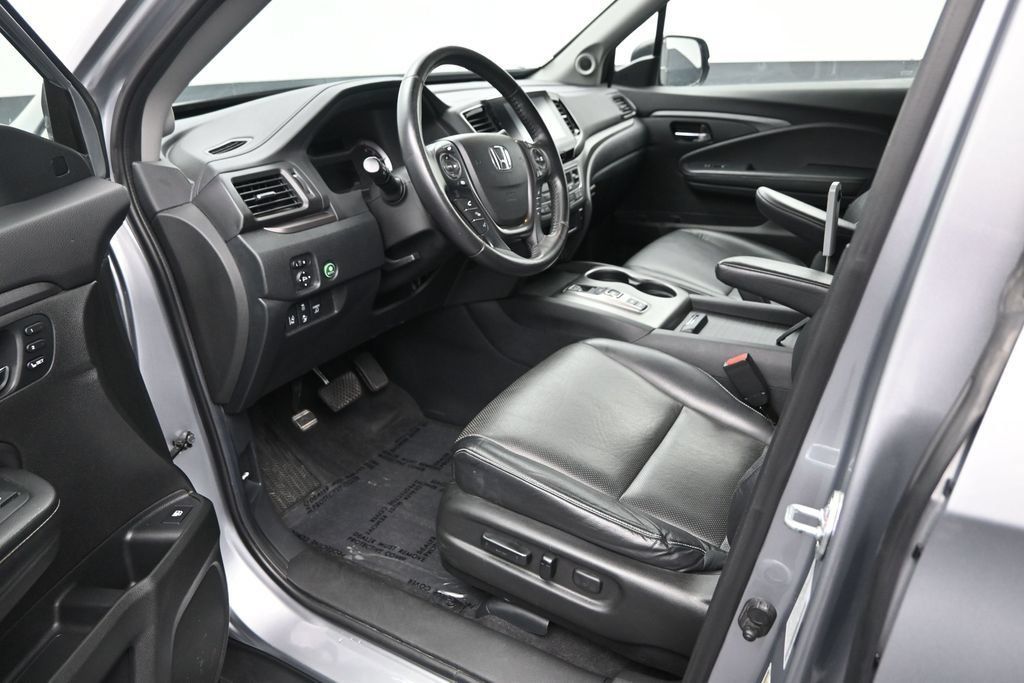 Used 2023 Honda Ridgeline RTL image 10