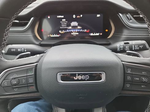 New 2025 Jeep Grand Cherokee L Limited image 20