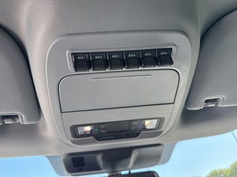 Used 2023 Ford F250 XLT w/ Tremor Off-Road Package AWD/4WD image 8