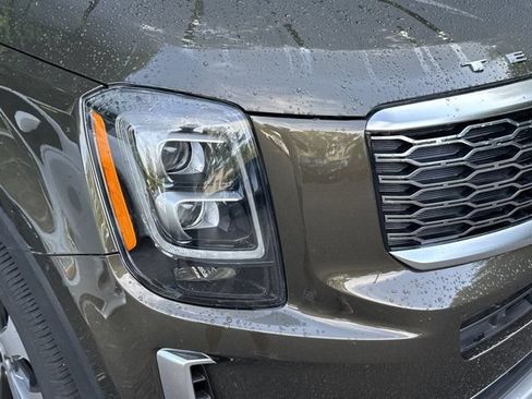 Used 2021 Kia Telluride EX w/ EX Premium Package FWD image 7
